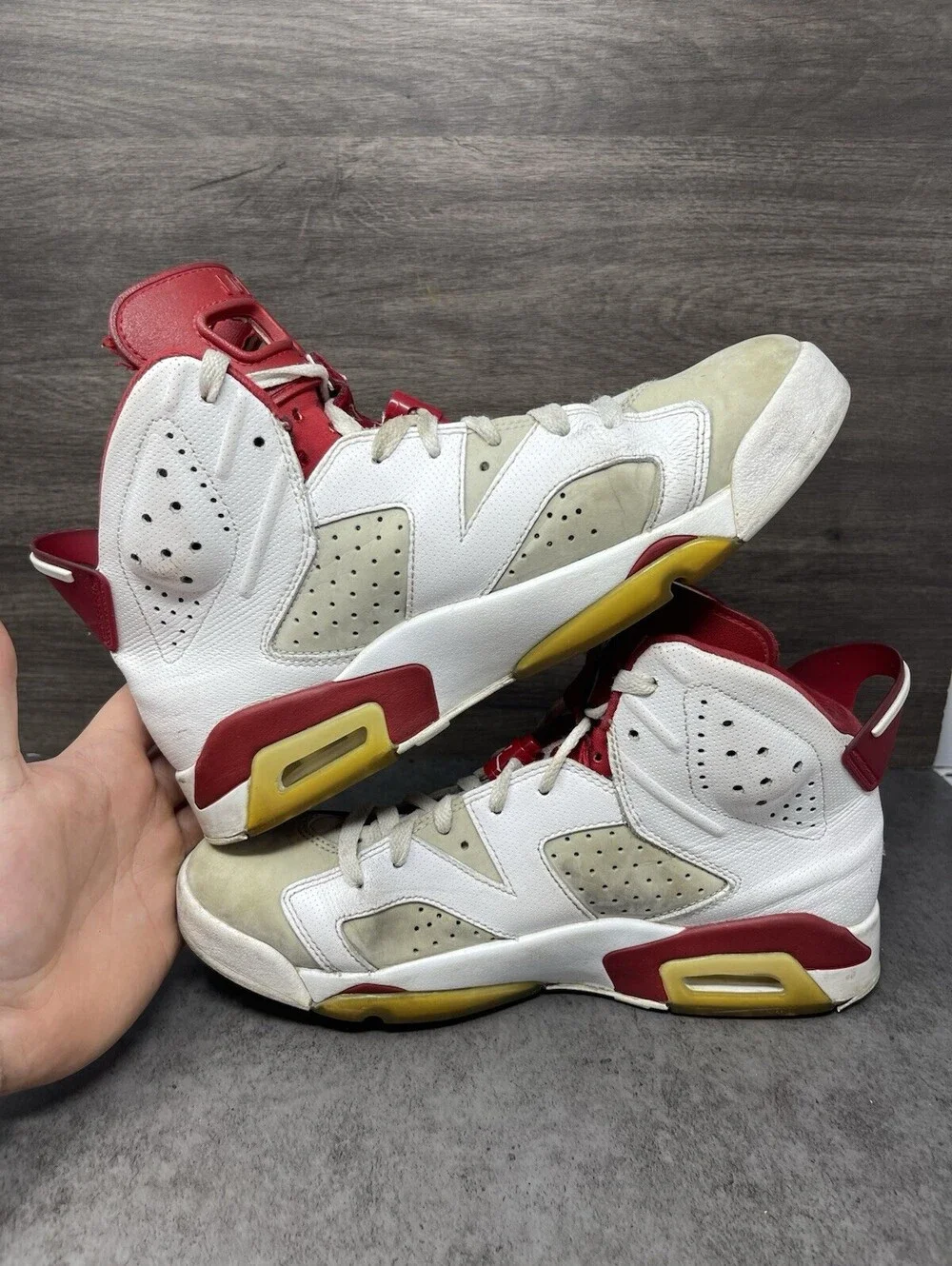 Air Jordan 6 Retro Alternate Hare Size 9.5 Mens White Red Basketball 384664-113